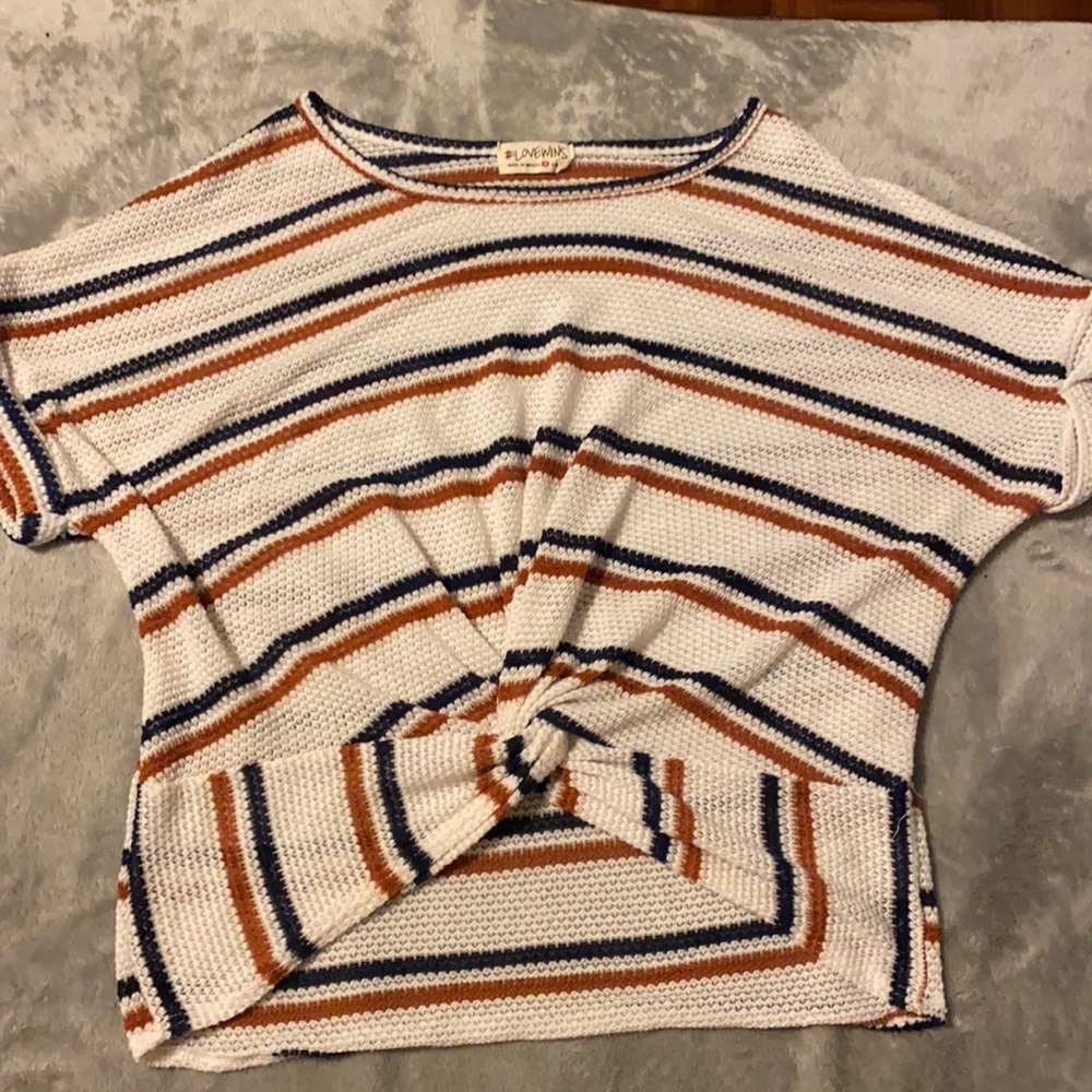 X-Small Juniors Knitted Crop Blouse